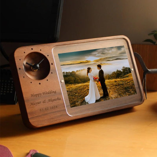 Wooden Photo Frame Design 1
